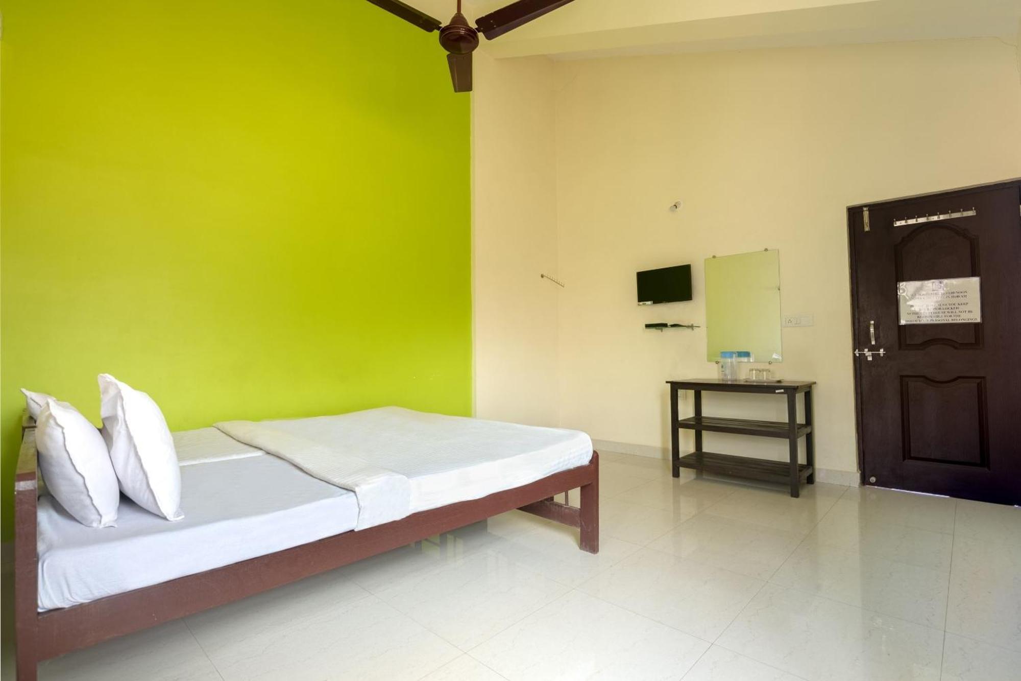SPOT ON 36887 PS Guest House Calangute Extérieur photo